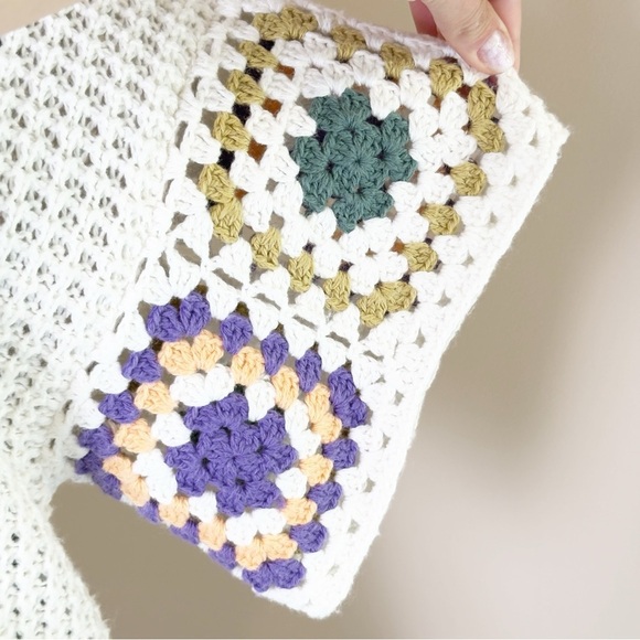 Universal Thread Short Sleeve Crewneck Crochet Pullover Sweater Size S - Picture 4 of 8